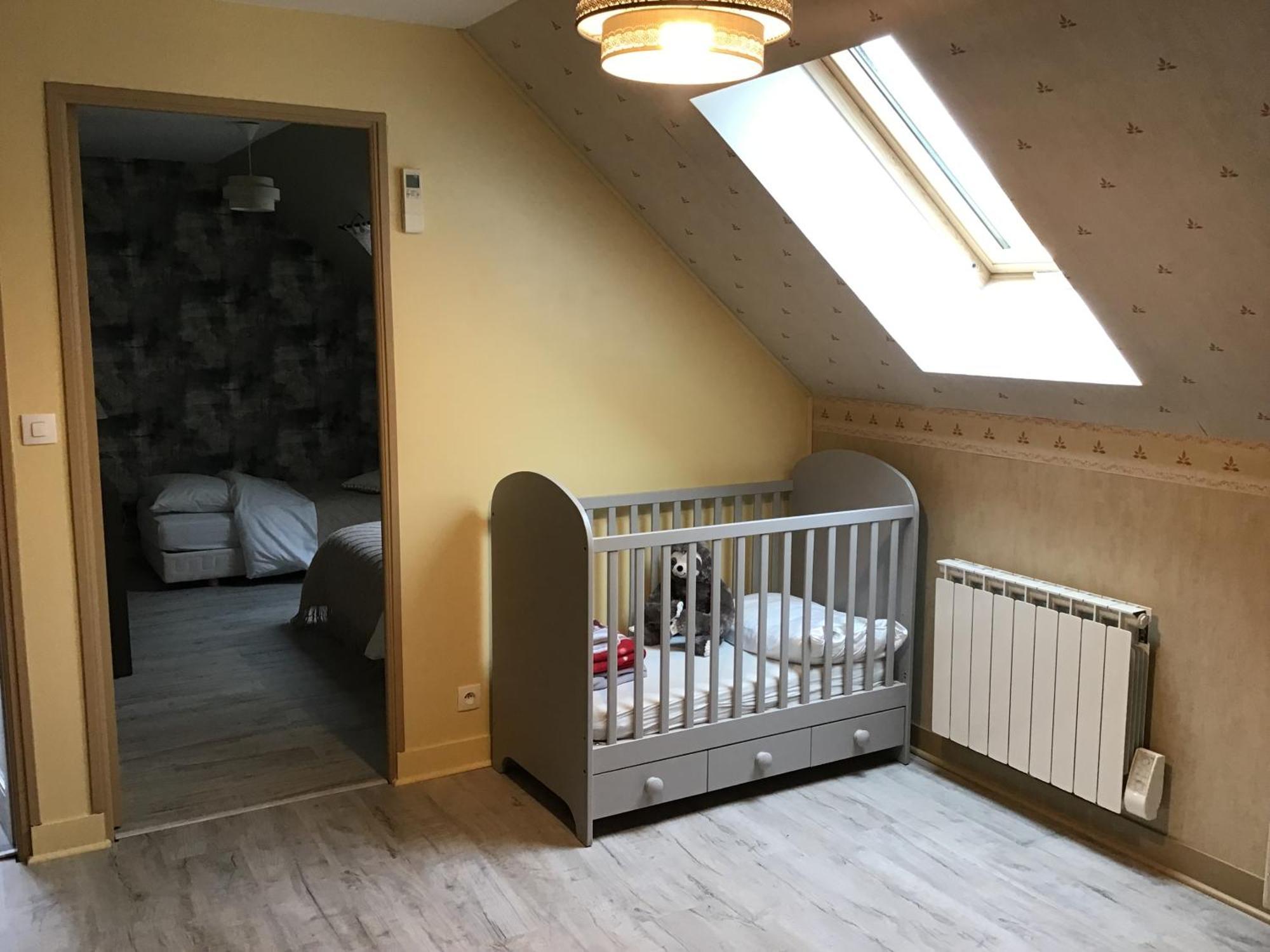 Des Roux Et Des Pious Suite De 35 A 60 M2 Et 3 Chambres Pour Groupe De 2 A 6 Personnes Civray-de-Touraine Exterior foto